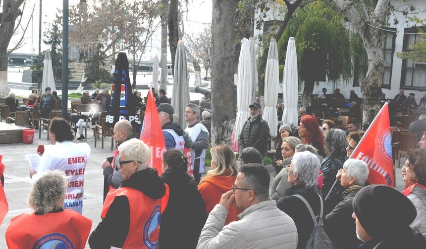 "Neden Sırtımızdan semer eksik olmuyor"? Bu fotoğraf da saklı!